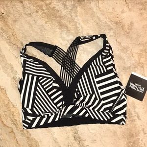 Victoria’s Secret Sport NWT sports bra size small